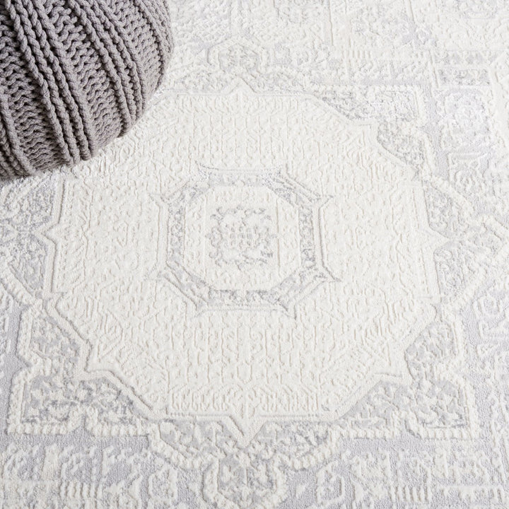 Safavieh HAN107A Hanna Ivory / Light Grey Image 6