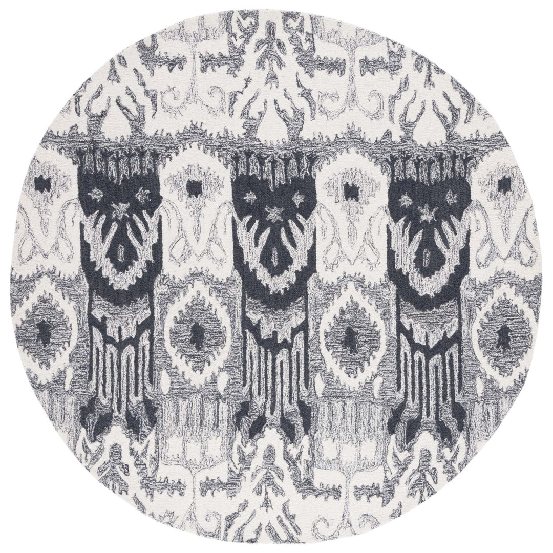 Safavieh IKT653Z Ikat Ivory / Black Image 1