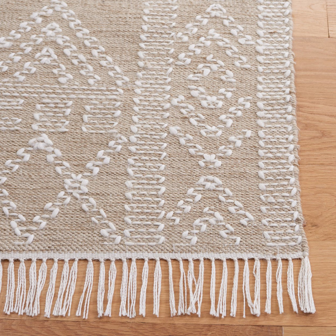 Safavieh KLM308B Kilim Beige / Ivory Image 3