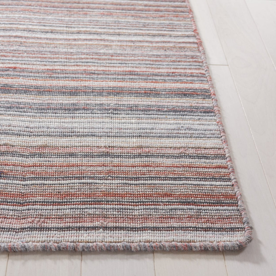 Safavieh KLM313Q Kilim Red / Grey Image 3