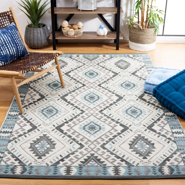 Safavieh KLM329A Kilim Ivory / Blue Image 1