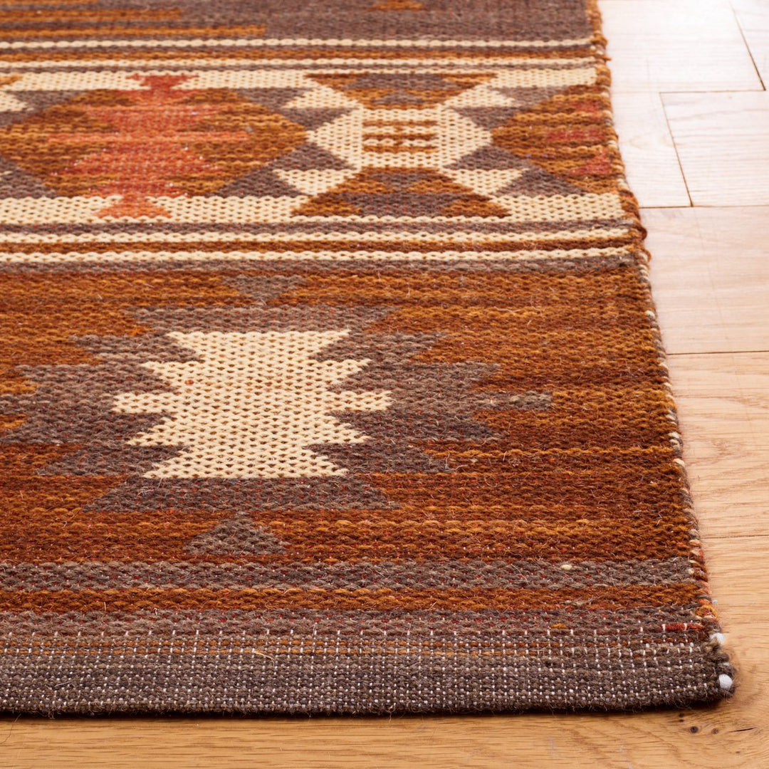 Safavieh KLM331T Kilim Brown / Dark Grey Image 3