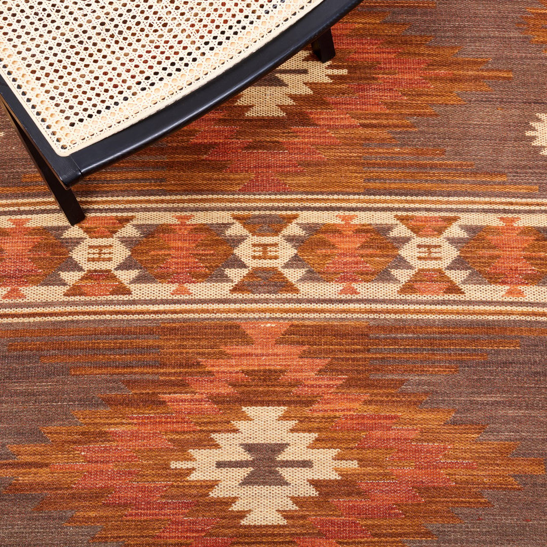 Safavieh KLM331T Kilim Brown / Dark Grey Image 6