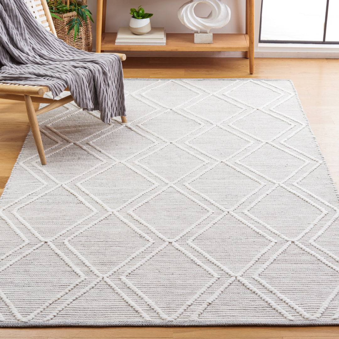 Safavieh KLM449F Kilim Grey / Ivory Image 2