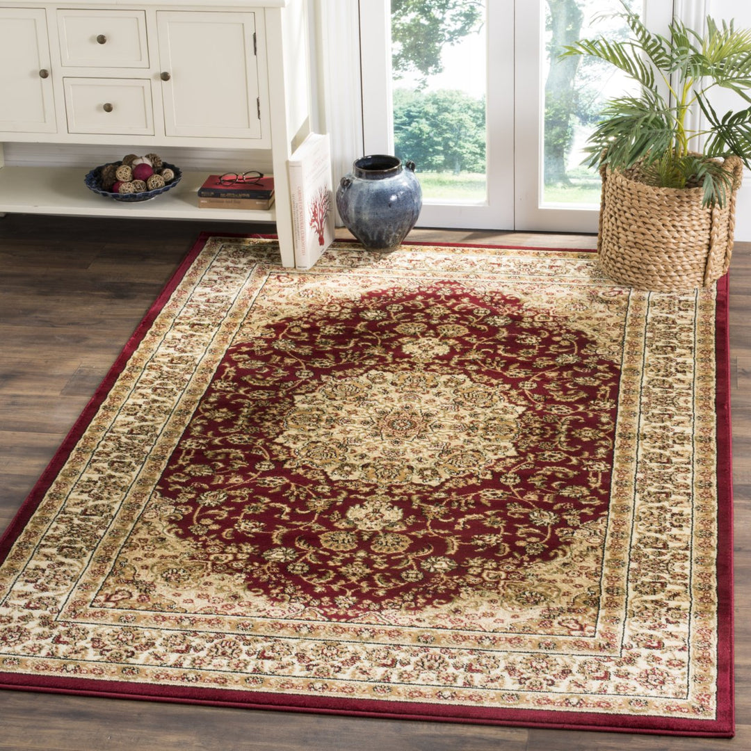 Safavieh LNH222B Lyndhurst Red / Ivory Image 1