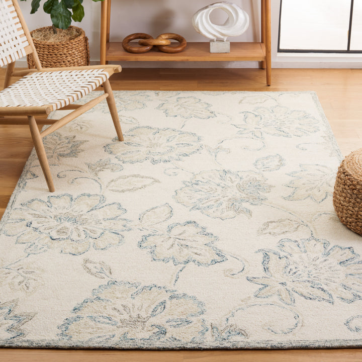 Safavieh MLP477A Micro-Loop Ivory / Blue Image 1