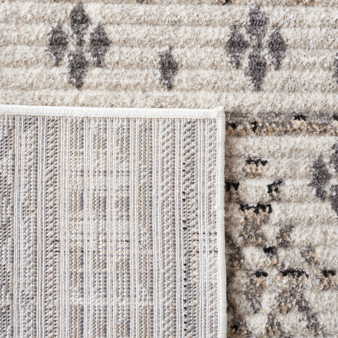 Safavieh MRK202A Marrakesh Beige / Grey Image 7