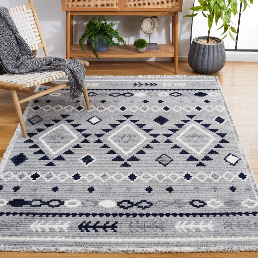 Safavieh MRK606G Marrakesh Grey / Navy Image 1