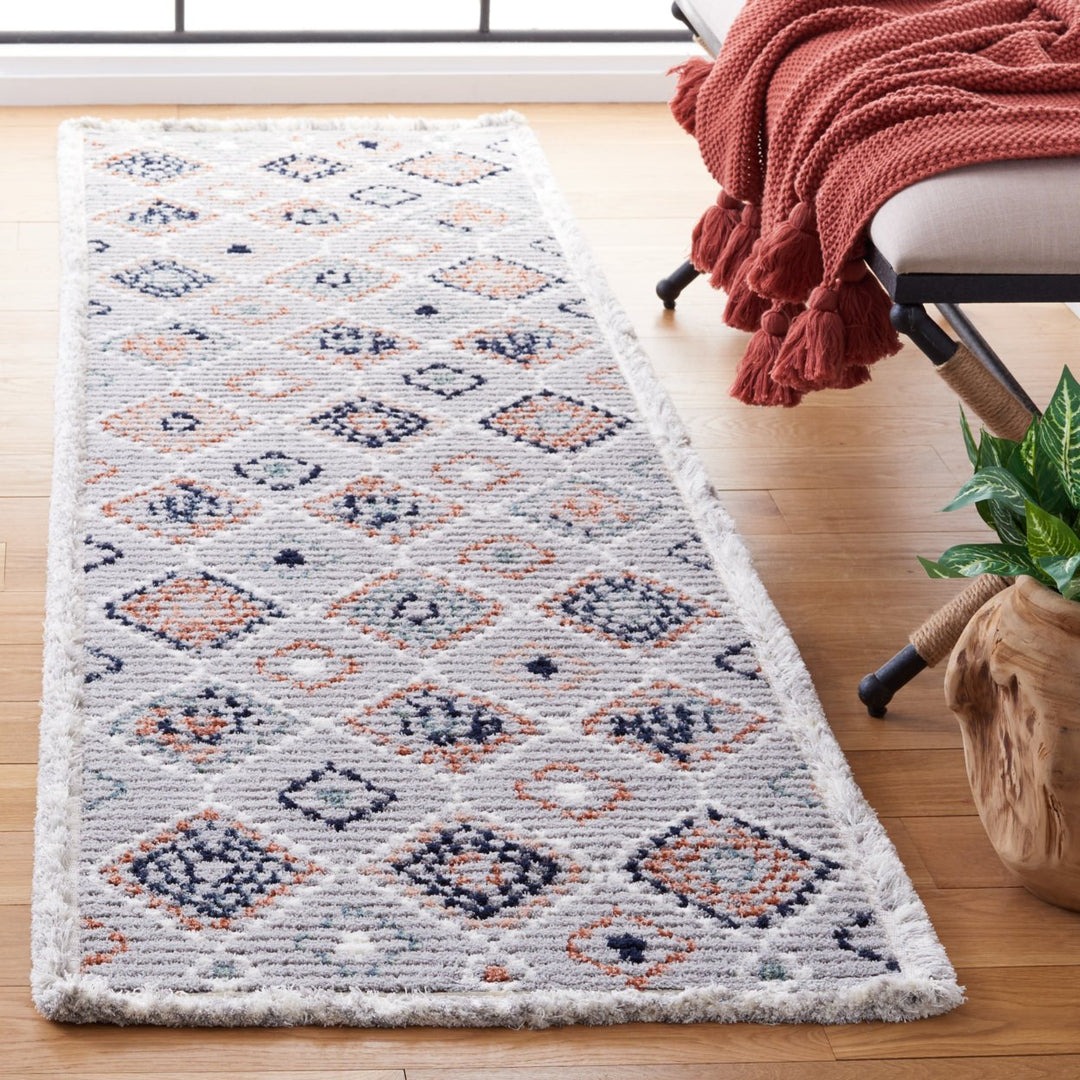 Safavieh MRK608G Marrakesh Grey / Blue Rust Image 9