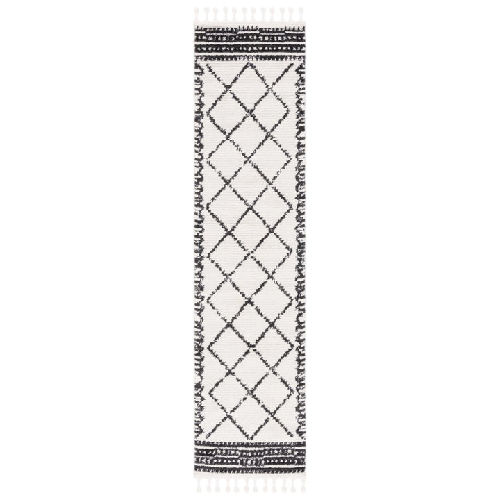 Safavieh MRT103A Moroccan Tassel Ivory / Black Image 9