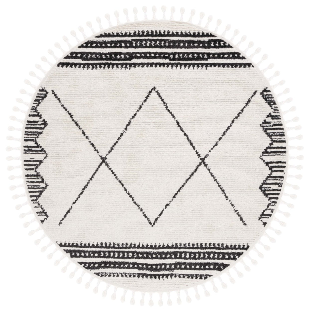 Safavieh MRT103A Moroccan Tassel Ivory / Black Image 10