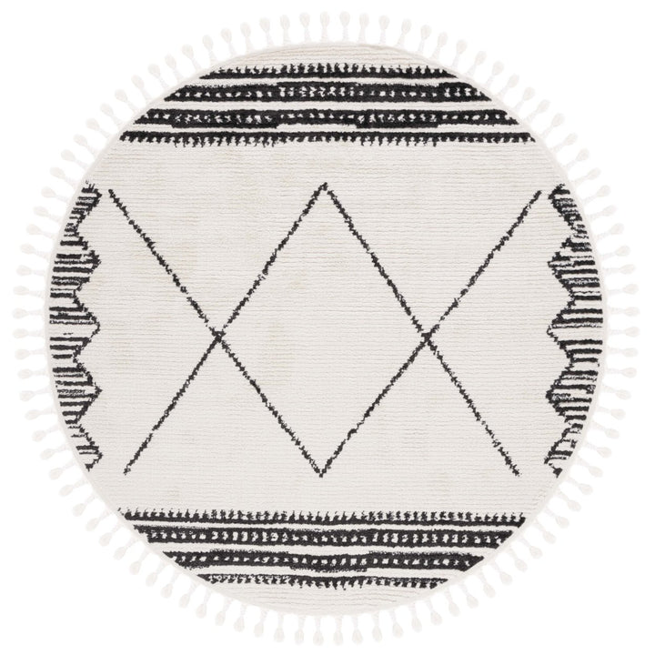 Safavieh MRT103A Moroccan Tassel Ivory / Black Image 10