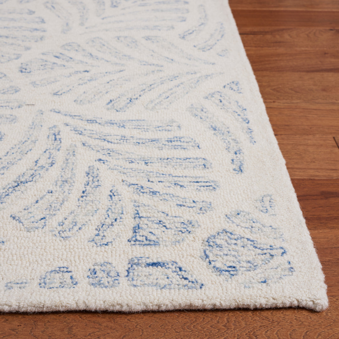 Safavieh MSR3529M Martha Stewart 300 Ivory / Blue Image 3