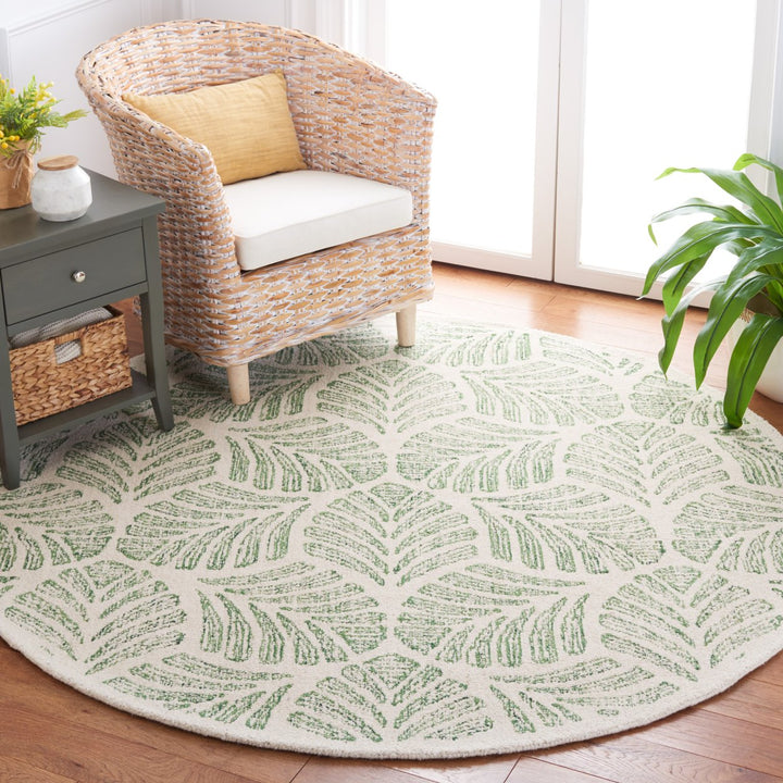 Safavieh MSR3529Y Martha Stewart 300 Ivory / Green Image 8