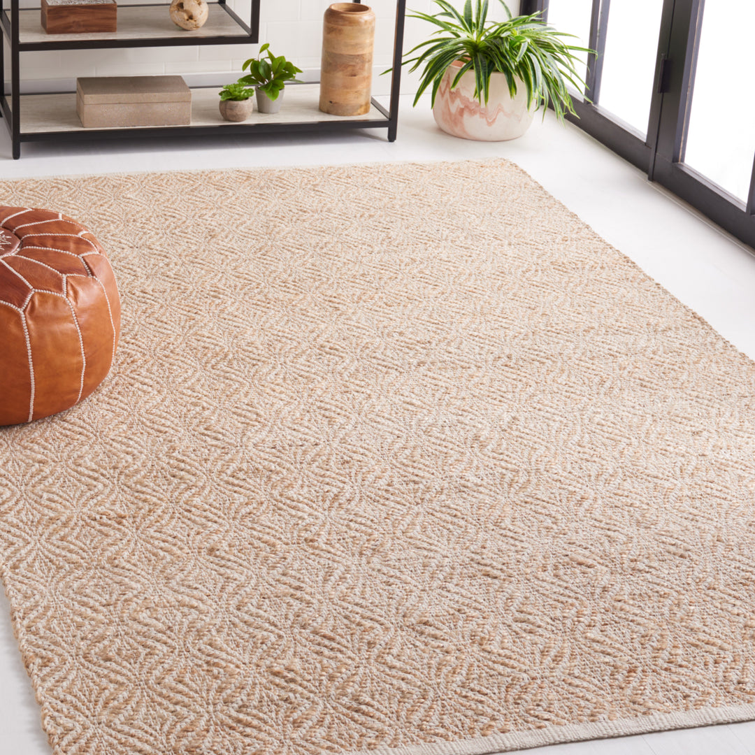 Safavieh NF833A Natural Fiber Natural / Beige Image 1