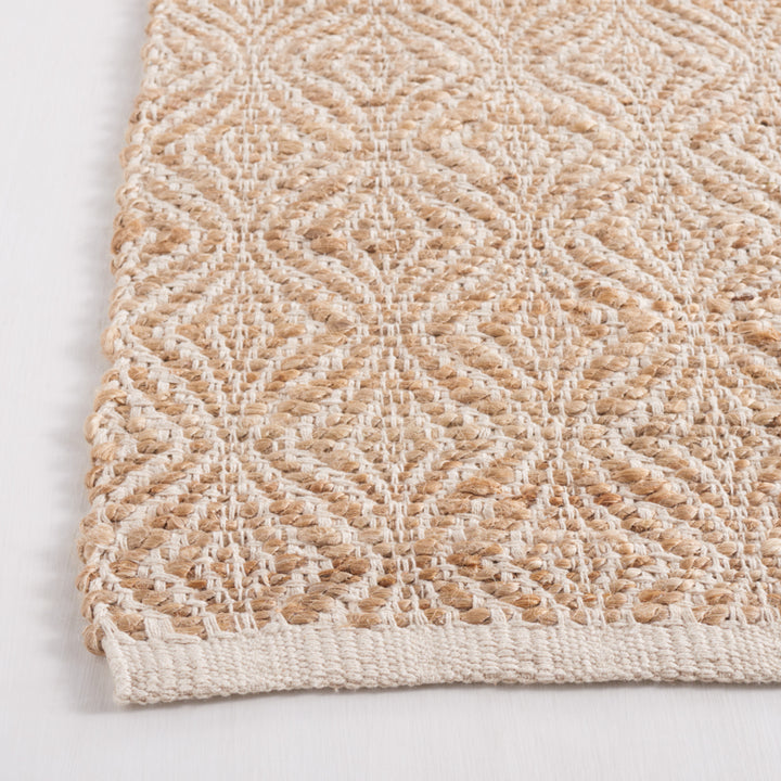 Safavieh NF833A Natural Fiber Natural / Beige Image 3