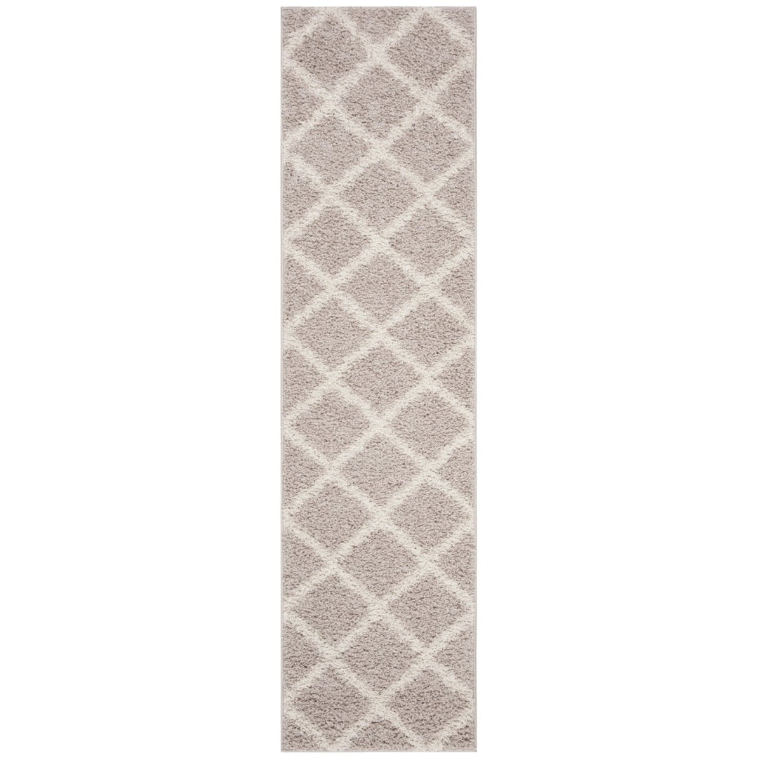 Safavieh SG169F  York Shag Light Grey / Ivory Image 9