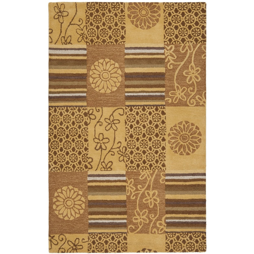 Safavieh SOH818A Soho Beige / Multi Image 3