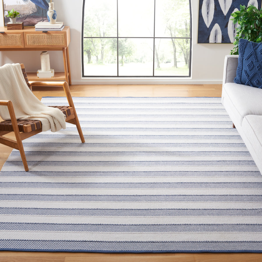 Safavieh STK803F Striped Kilim Grey / Blue Image 1