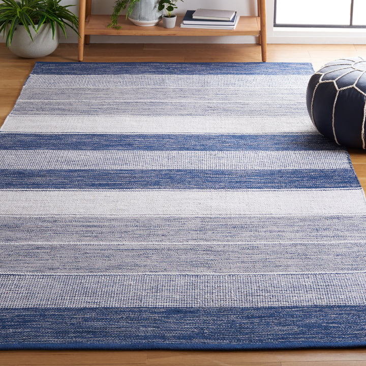 Safavieh STK804M Striped Kilim Grey / Blue Image 2