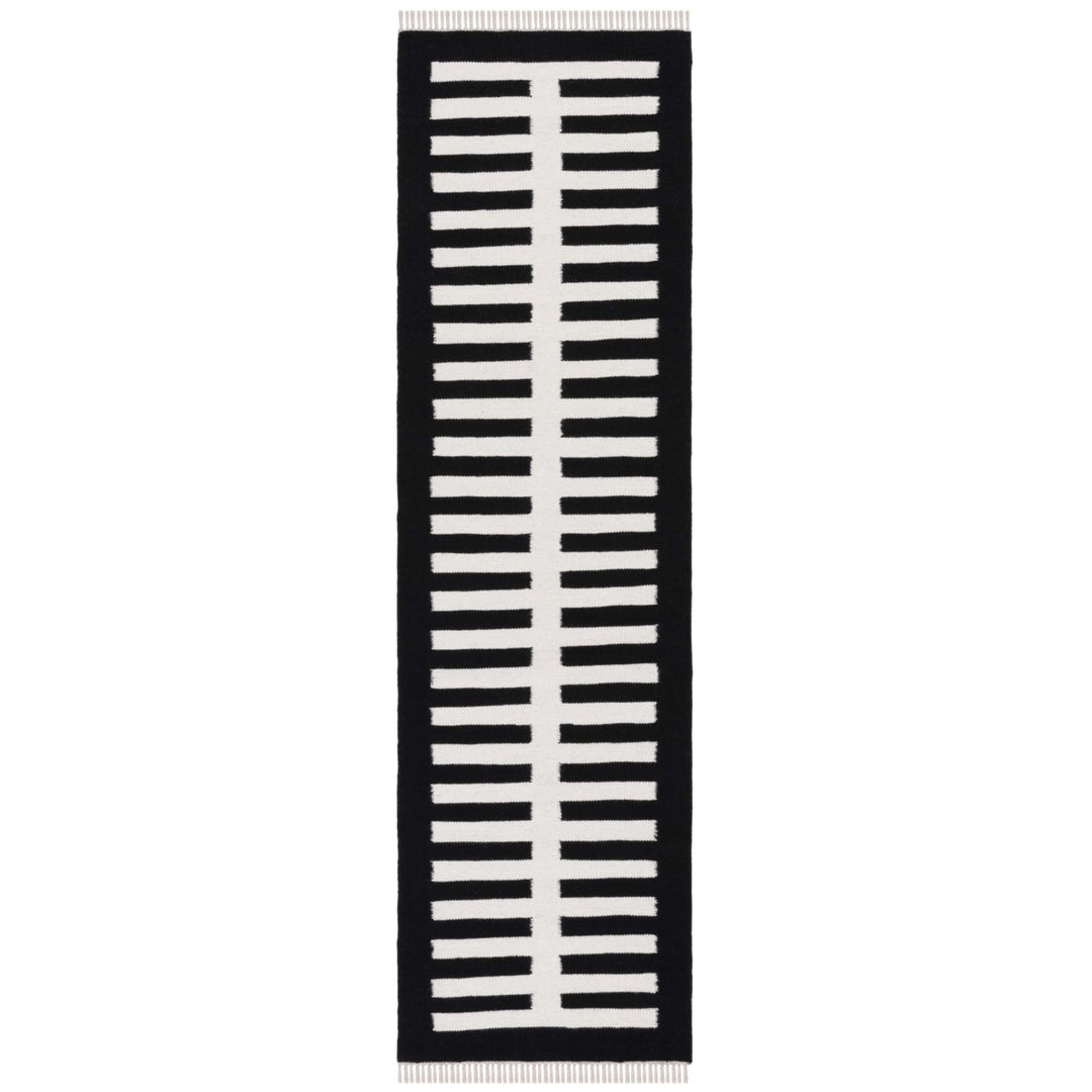 Safavieh STK806Z Striped Kilim Ivory / Black Image 1