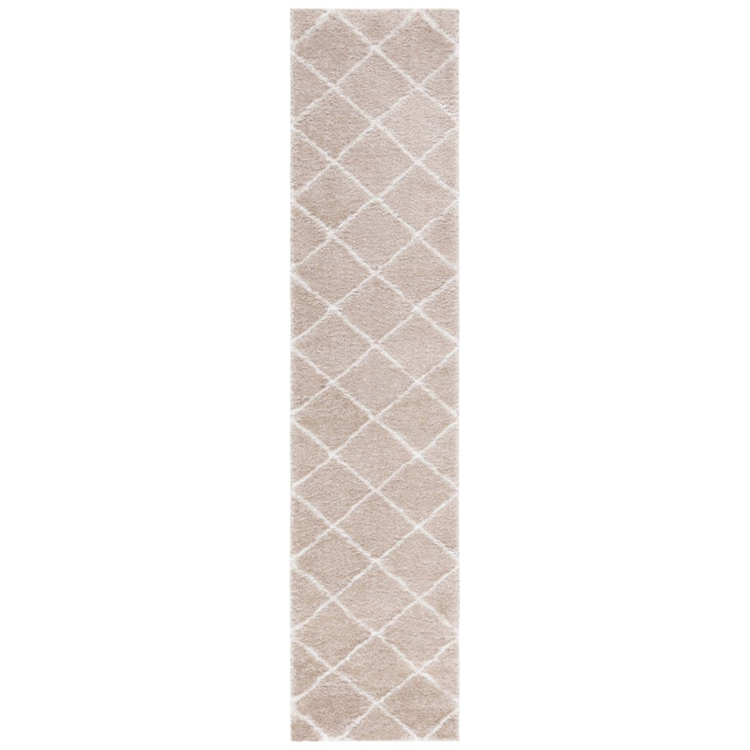 Safavieh THO676B Tahoe Shag Beige / White Image 1