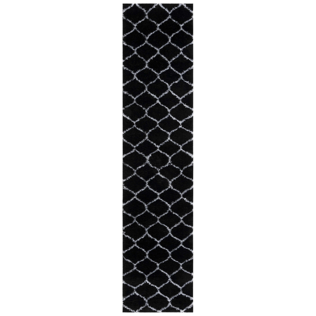 Safavieh THO677Z Tahoe Shag Black / White Image 9