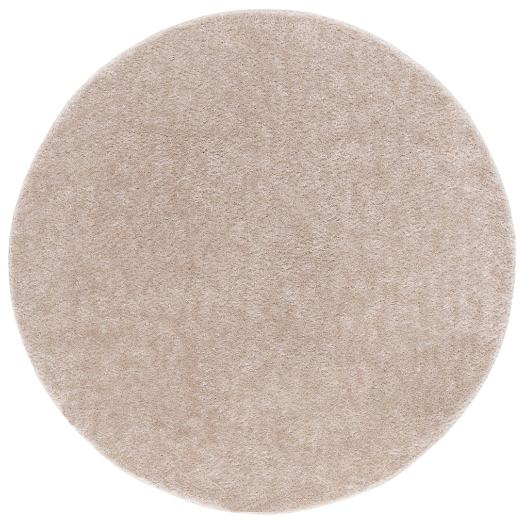 SAFAVIEH Tahoe Shag Collection THO670B Beige Rug Image 1