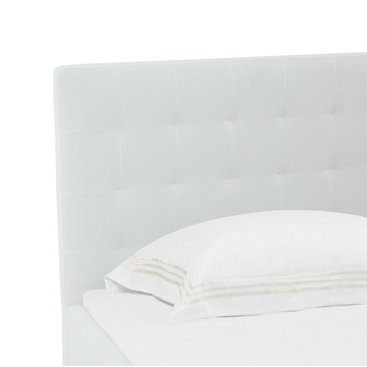 SAFAVIEH COUTURE ROSITA LOW PROFILE TUFTED BED Ivory Image 4