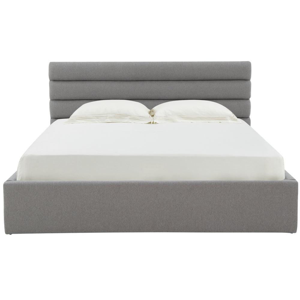 SAFAVIEH COUTURE JAYBELLA LOWPROFILE TUFTED BED Light Grey Image 2