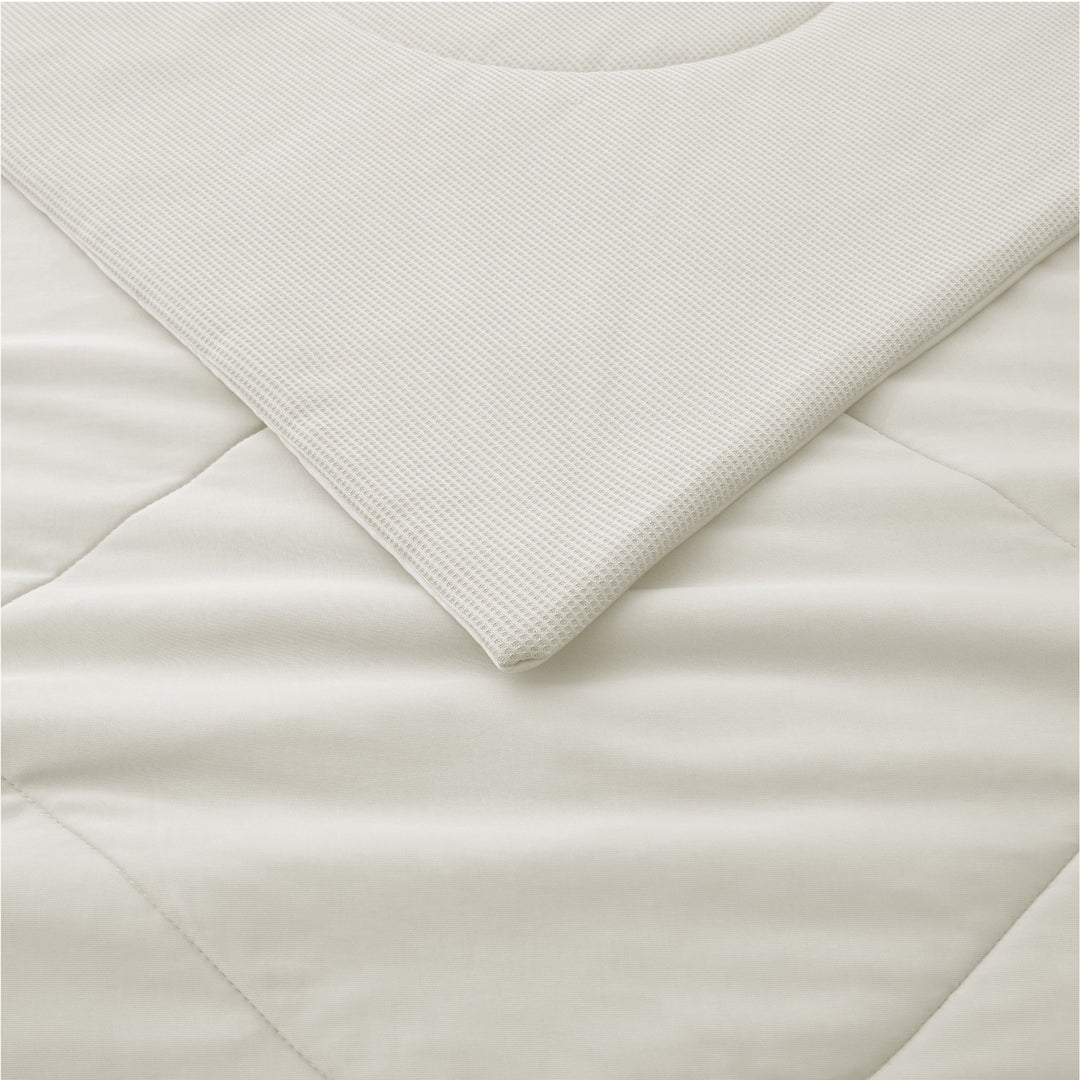 Reversible Cooling Blanket King Lightweight Summer Cold Blankets for Sleeping, Cream, 90" x 108" Image 7