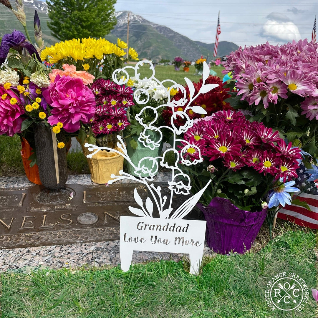 Flower Bouquet Stake - Metal Cutout Memorial Stake for Loved Ones Image 4