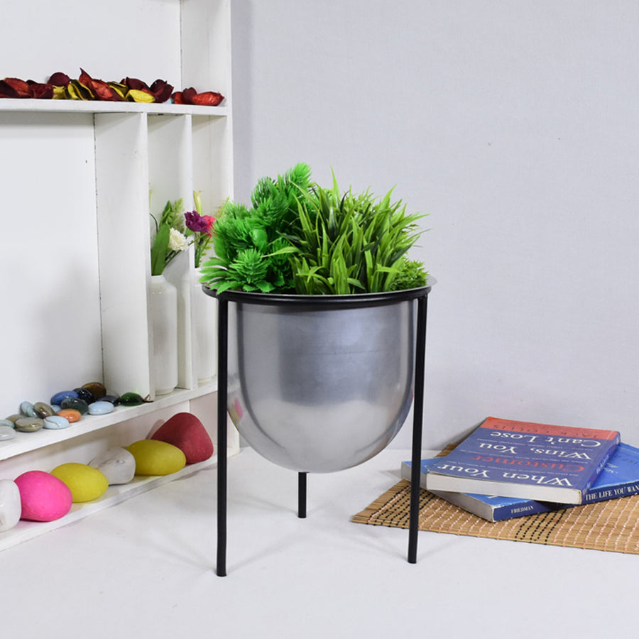 BBH Homes Handmade Iron Planter 8.5x7.2 Inch Round Decorative Indoor Pot BBVK1009 Image 1