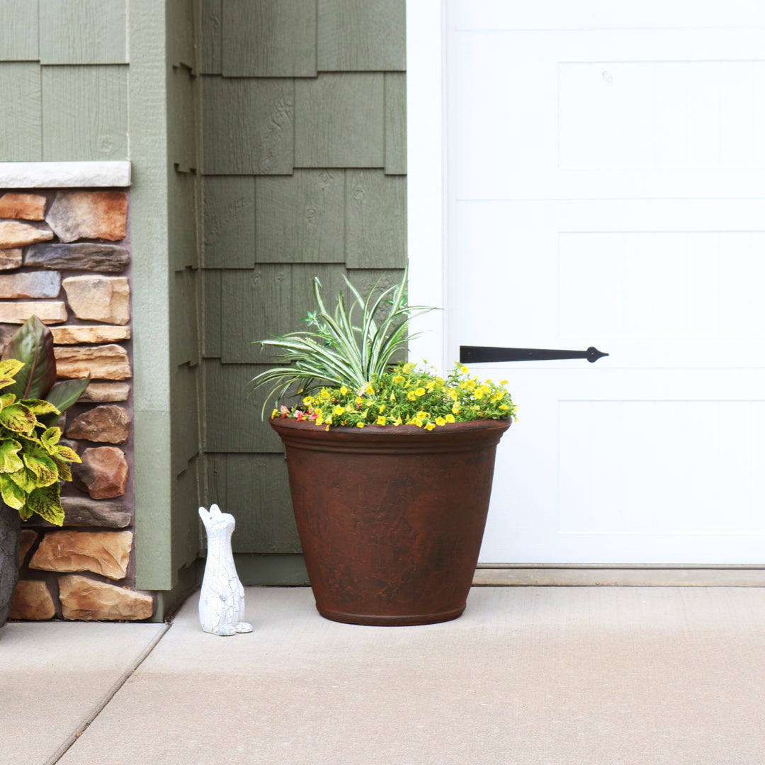 Sunnydaze 24 in Anjelica Polyresin Planter with UV-Resistance - Rust Image 4