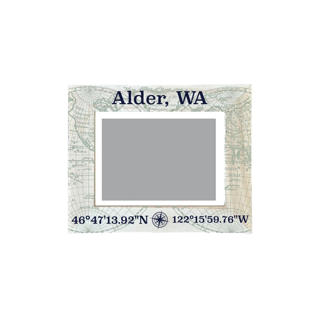 Alder Washington Souvenir Wooden Photo Frame Compass Coordinates Design Matted to 4 x 6" Image 1