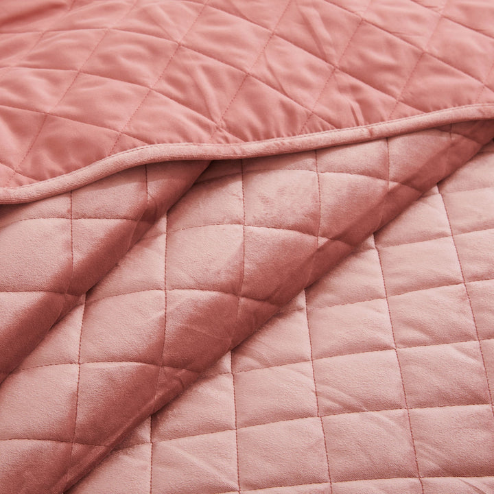 Luxurious Reversible Velvet Coverlet Set with Shams, Pink Image 4