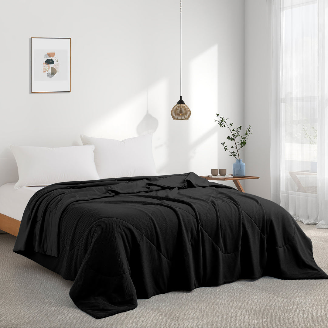 Bed Blanket, 68" x 90" Twin Size Soft Washable Double Sided Blankets, Black Image 3