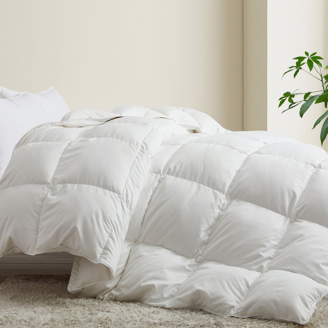 Extra Warmth Down Comforter for Winter, Heavy Weight Comforter Ultra Soft Quilted Duvet Insert with Corner Tabs Image 3