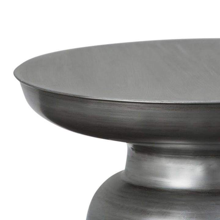 Toby Metal Table Image 7