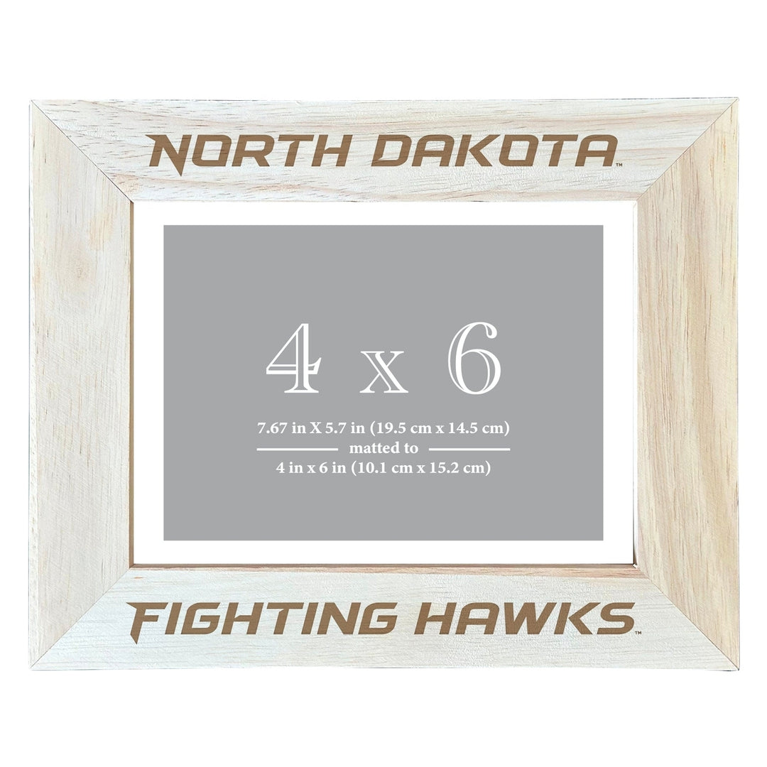 North Dakota Fighting Hawks Wooden Photo Frame - Customizable 4 x 6 Inch - Elegant Matted Display for Memories Image 2