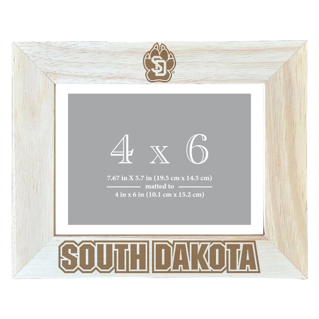 South Dakota Coyotes Wooden Photo Frame - Customizable 4 x 6 Inch - Elegant Matted Display for Memories Image 1