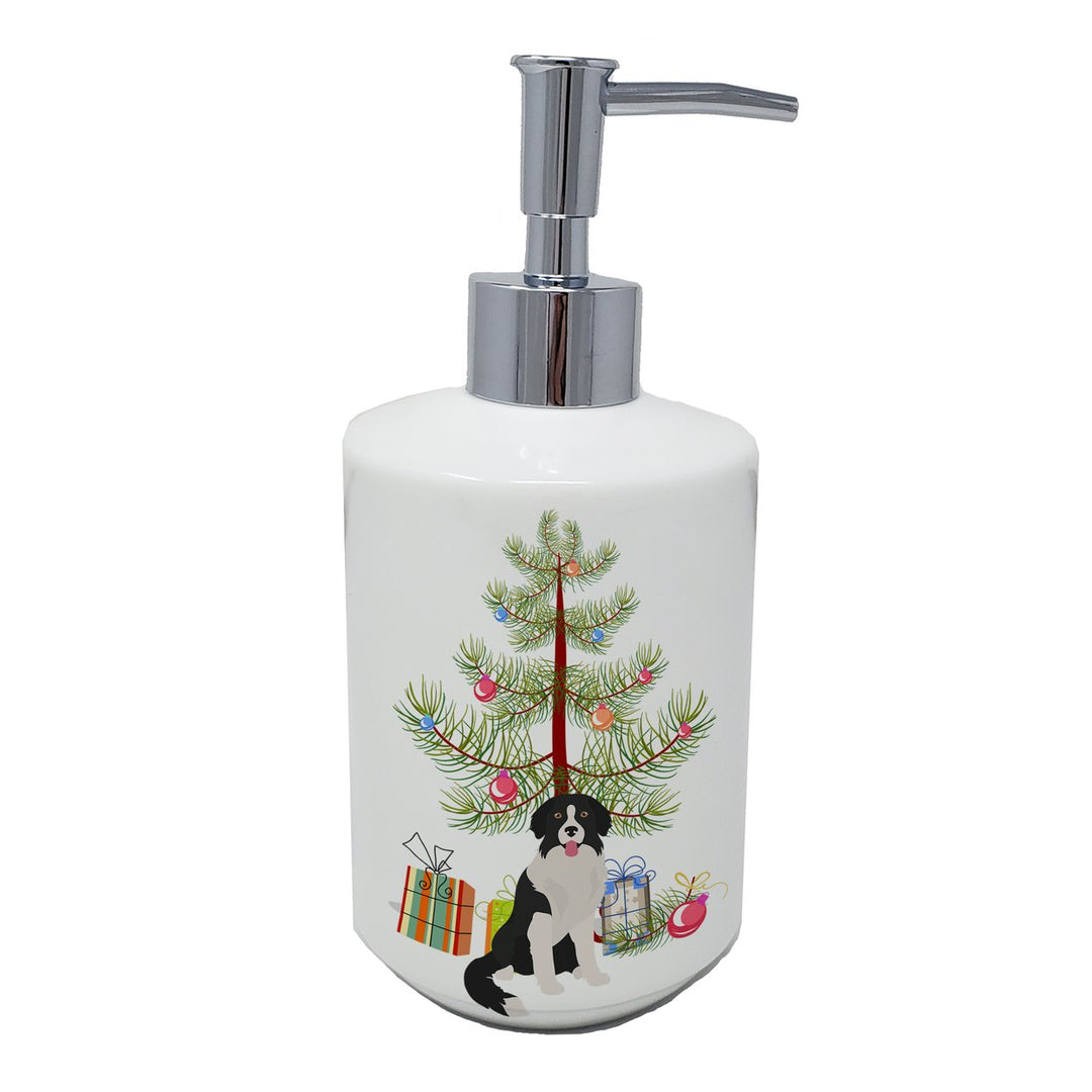 Borador Christmas Tree Ceramic Soap Dispenser Image 1