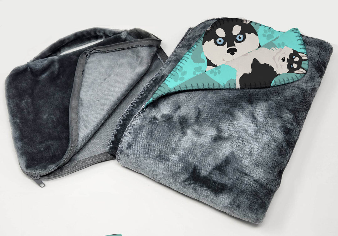 Siberian Husky Soft Travel Blanket with Bag Image 3