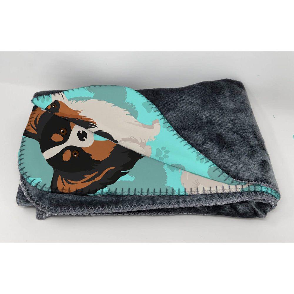 Tricolor Papillon Soft Travel Blanket with Bag Image 2