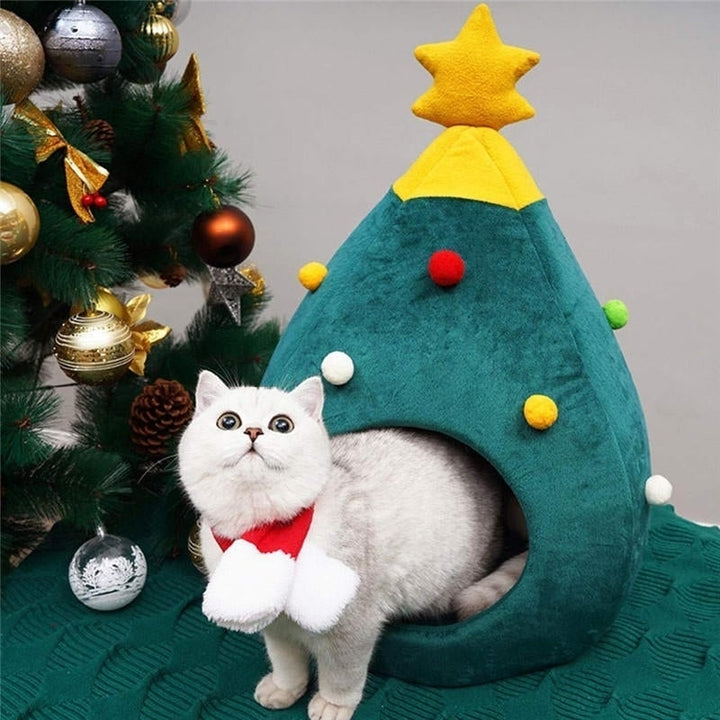 Christmas Tree Cat Litter Kennel Winter Warm Pet Nest Winter Cat House Pet Supplies Pet Bed Image 2