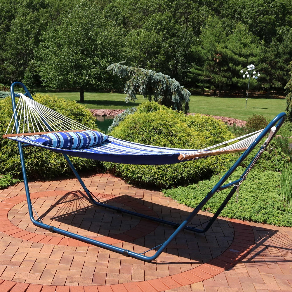 Sunnydaze 2-Person Quilted Hammock with Universal Steel Blue Stand - Beach Image 2