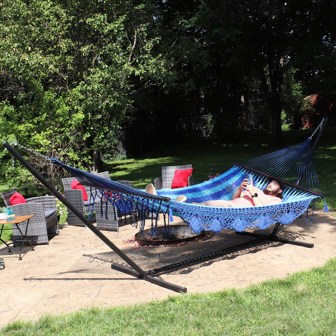 Sunnydaze 2-Person Cotton/Nylon Hammock with Steel Stand and Fringe - Blue Image 5