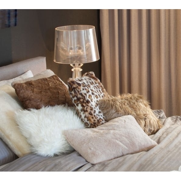 Luxe Faux faux Pillow Set 2-Piece Brown Sheepskin 18x18" Soft Image 3