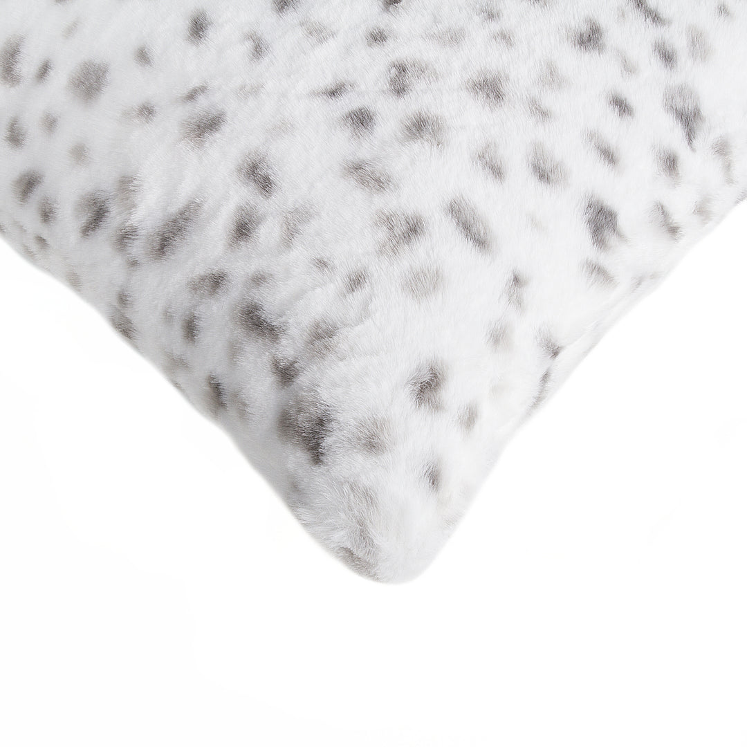 Luxe Faux faux Pillow 2-Piece Snow Leopard Sheepskin Soft Collection Image 7