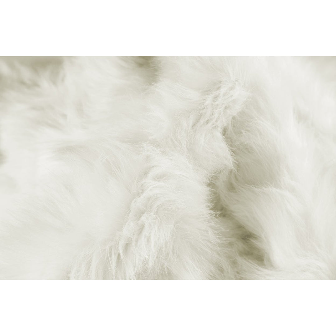 Luxe Gordon Faux Sheepskin Rug Off-White 3x5 Soft Natural Touch 100% faux Image 2